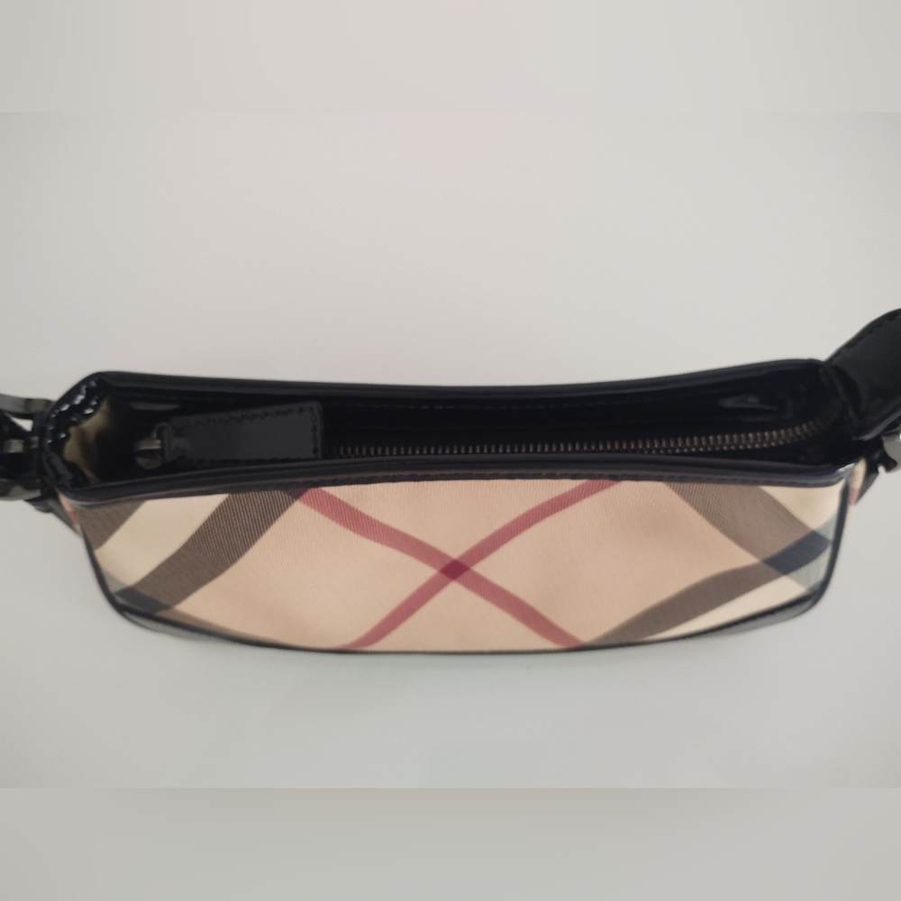 Burberry Checkered Shoulder Bag - Picture 6 of 11